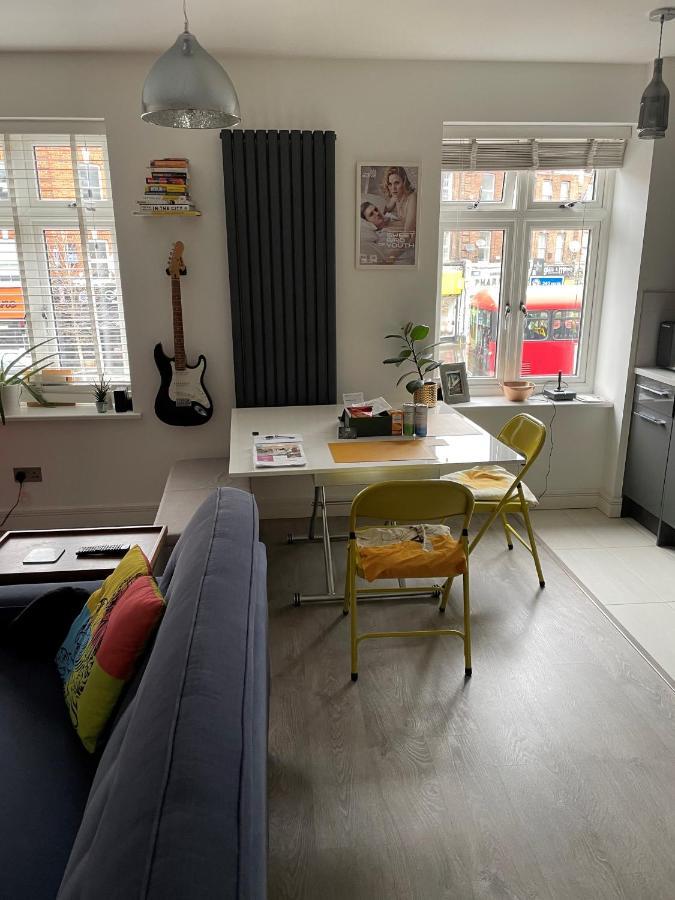 Lovely 1 Bed Cosy With Shard View Appartamento